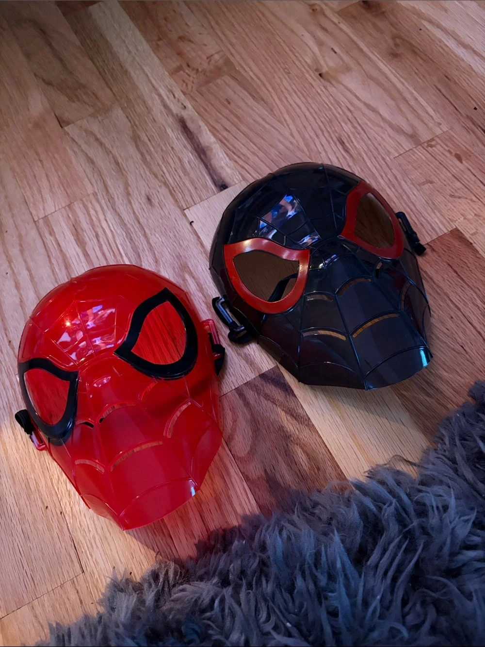 Kids Spider Superhero Costume Mask - Red and Black